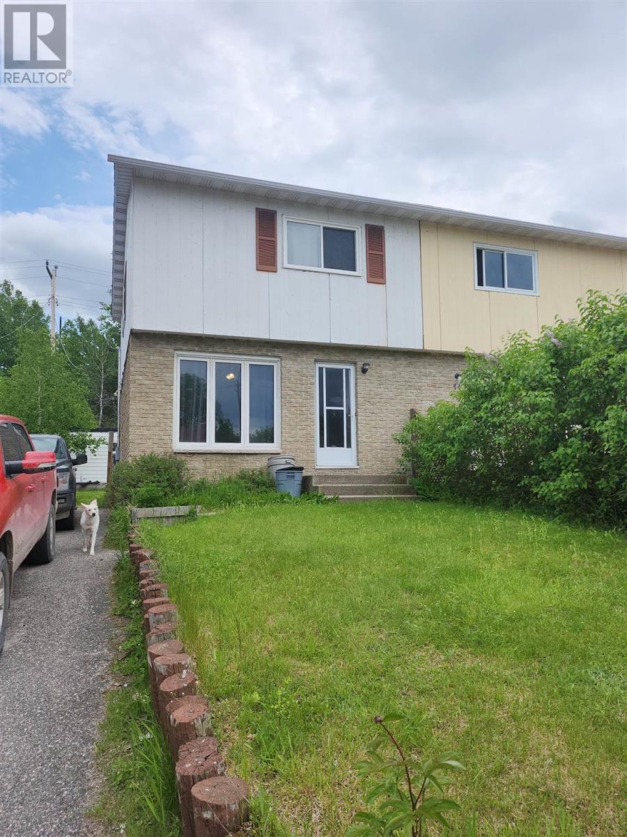 42 Winnipeg St S, White River, Ontario  P0M 3G0 - Photo 1 - SM241479