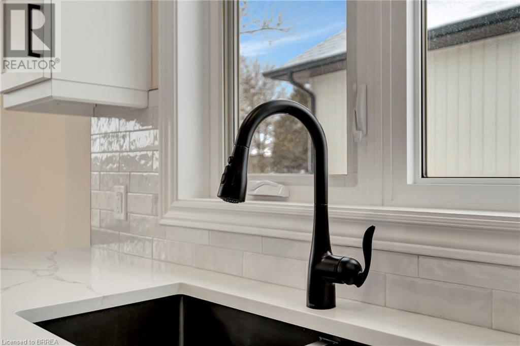 68 Cedar Street Unit# 3, Paris, Ontario  N3L 0H7 - Photo 17 - 40605788