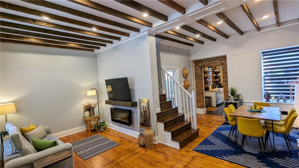 428 King William Street, Hamilton, Ontario  L8L 1P7 - Photo 1 - H4196879