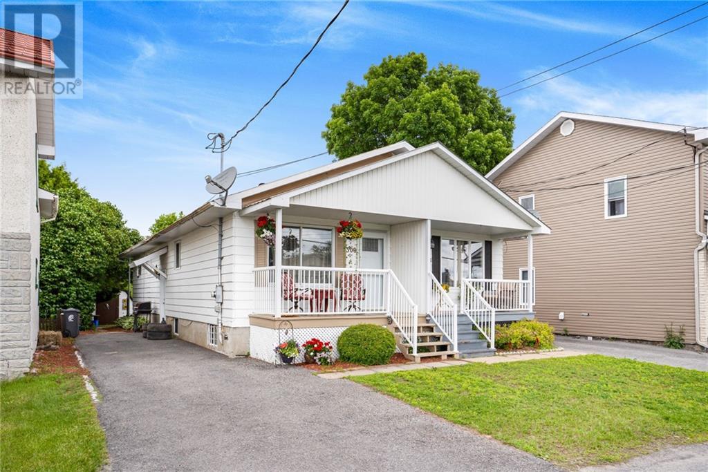 300 St Joseph Street, Alfred, Ontario  K0B 1A0 - Photo 1 - 1397362