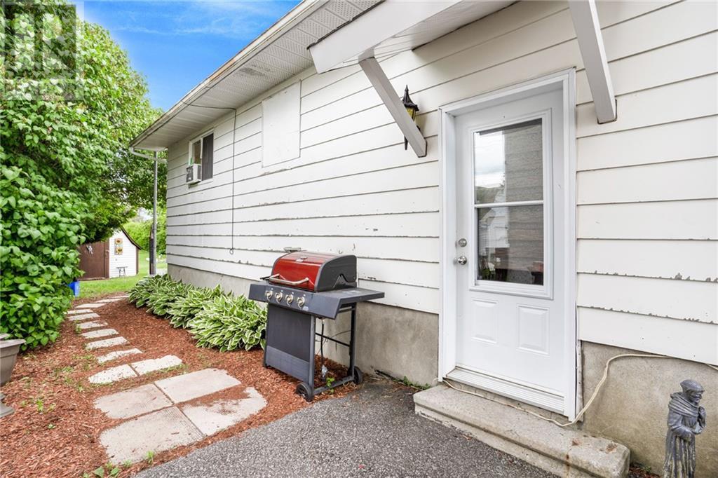 300 St Joseph Street, Alfred, Ontario  K0B 1A0 - Photo 21 - 1397362