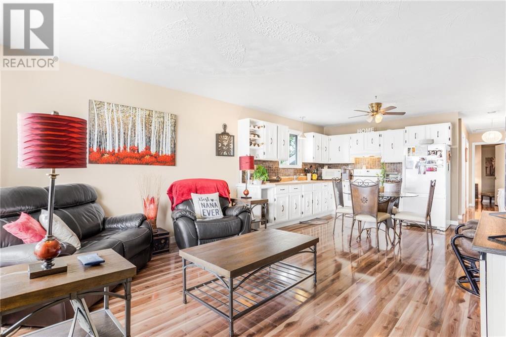 300 St Joseph Street, Alfred, Ontario  K0B 1A0 - Photo 6 - 1397362