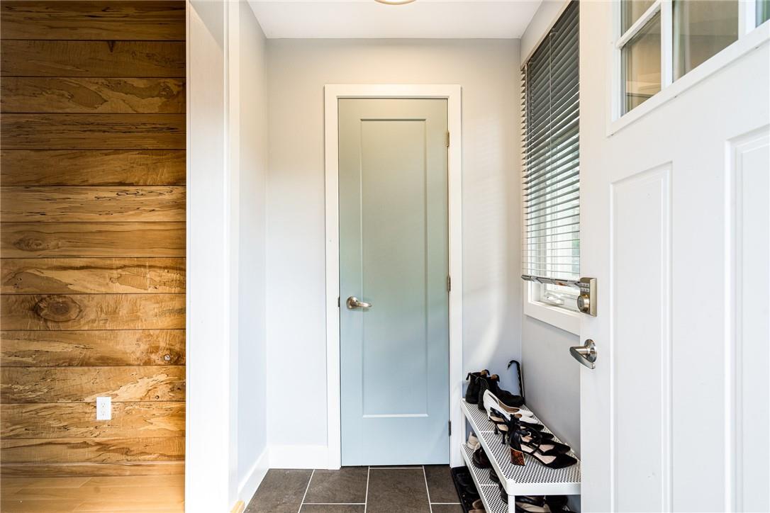 125 Breadalbane Street, Hamilton, Ontario L8R 3G7 (27043261) The Kate