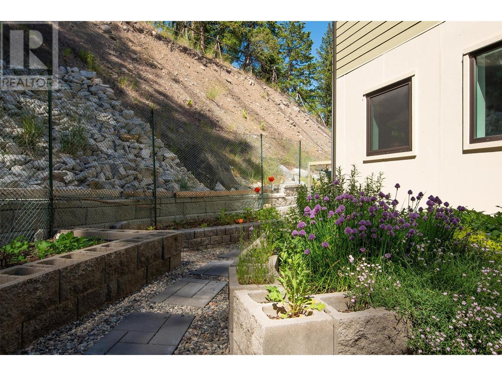 Property at 6131 Seymoure Lane image 4