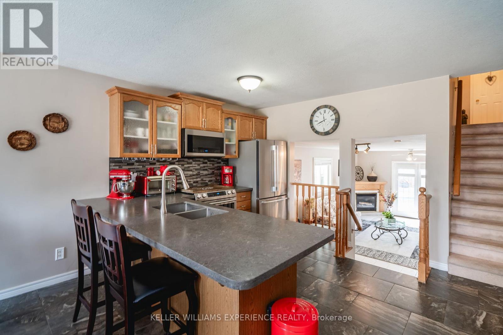 57 Downing Crescent, Barrie, Ontario  L4N 8V6 - Photo 7 - S8442502