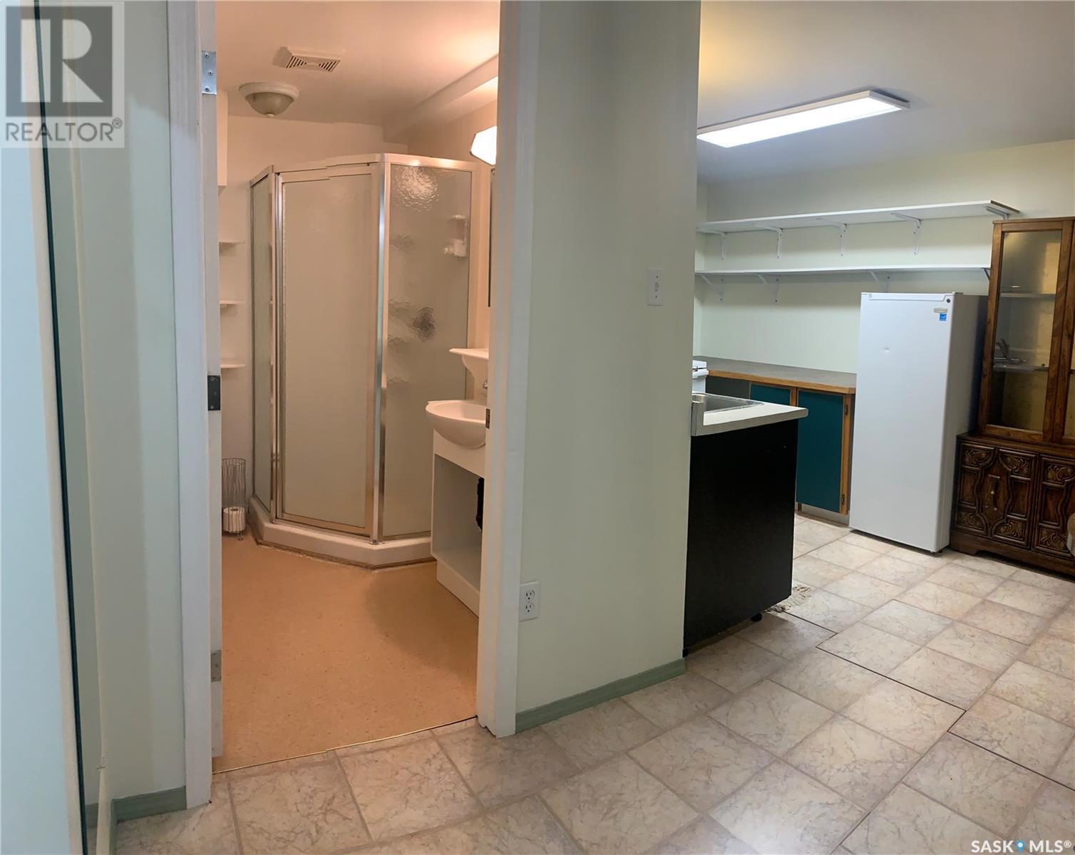 202-206 Elizabeth Avenue, Manitou Beach, Saskatchewan  S0K 4T1 - Photo 39 - SK973400