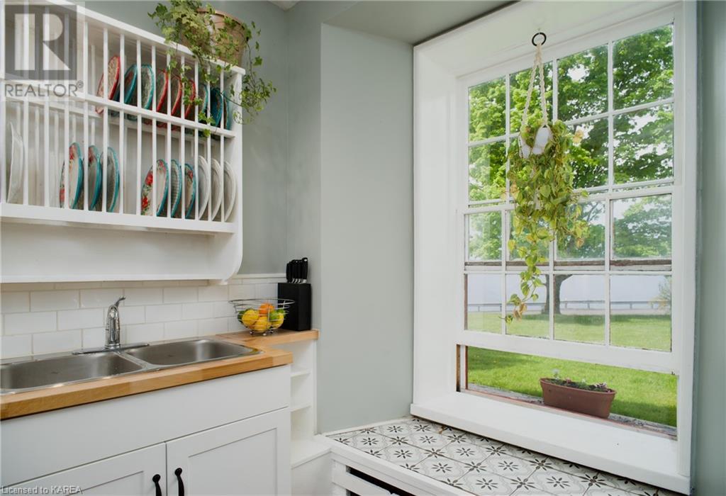 14005 Front Road, Stella, Ontario  K0H 2S0 - Photo 13 - 40606336