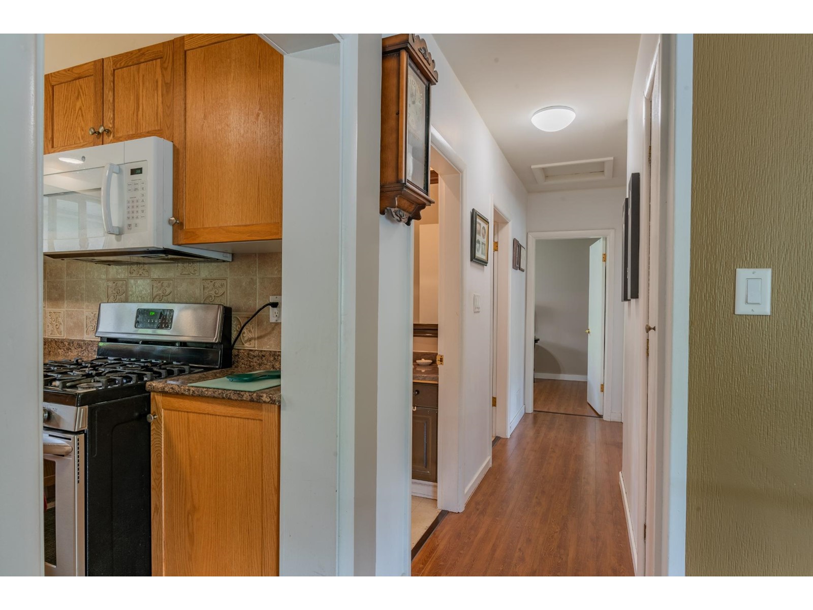 1402 Tulip Street, Trail, British Columbia  V1R 2R6 - Photo 10 - 2477732