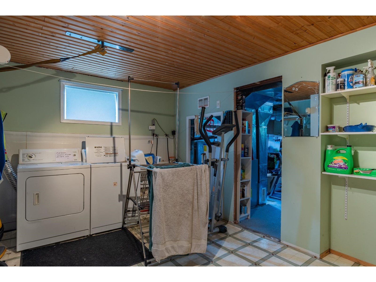 1402 Tulip Street, Trail, British Columbia  V1R 2R6 - Photo 20 - 2477732