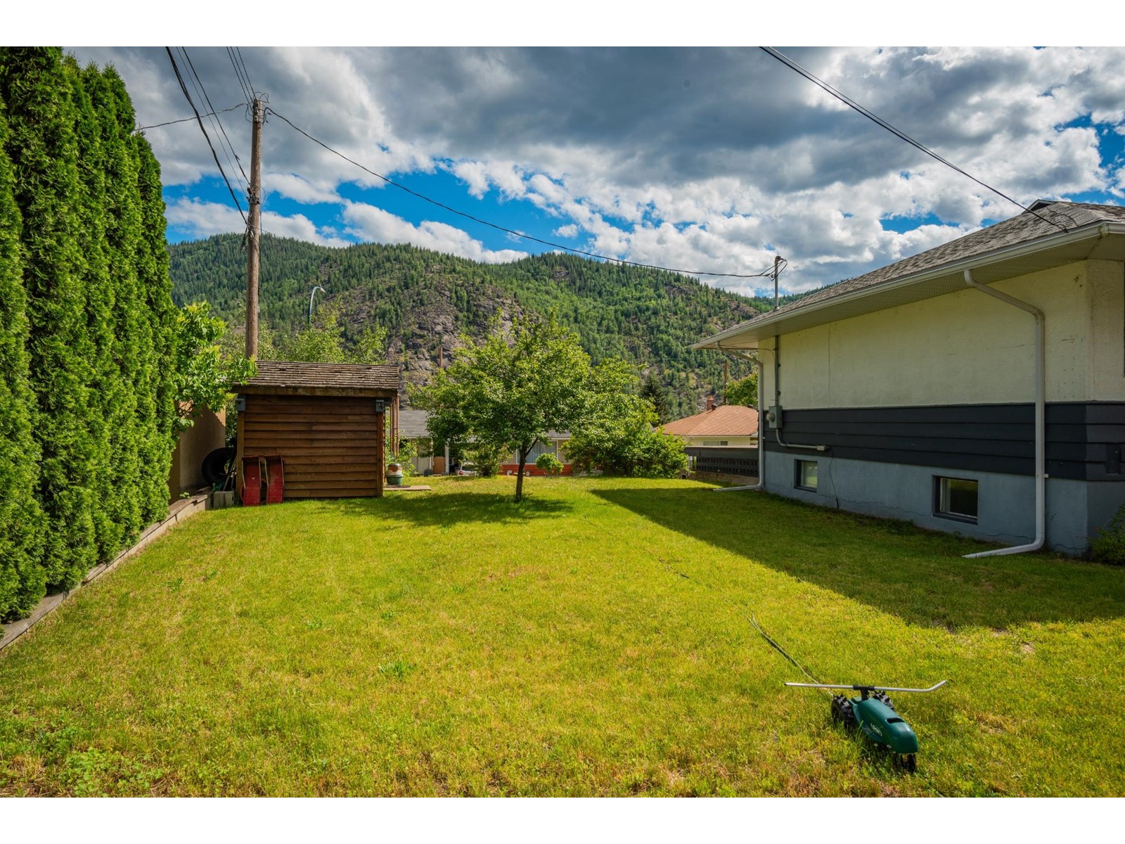 1402 Tulip Street, Trail, British Columbia  V1R 2R6 - Photo 36 - 2477732