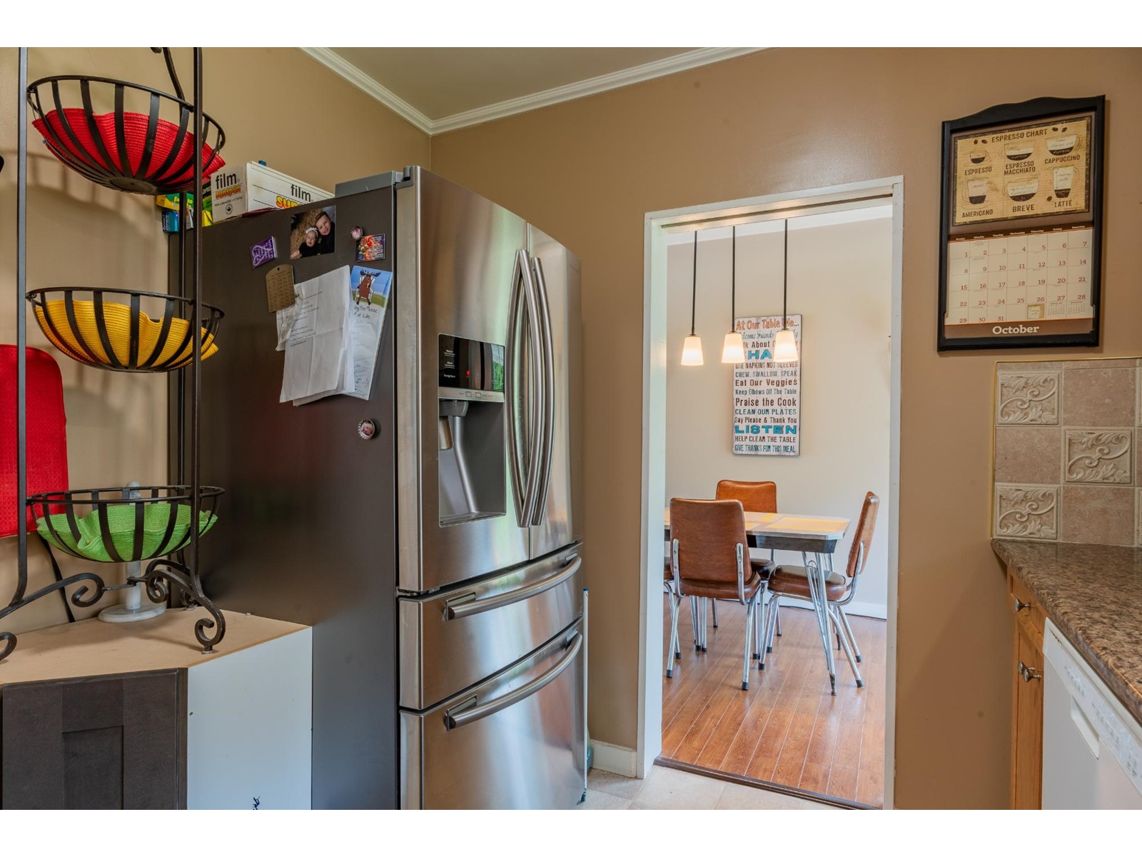 1402 Tulip Street, Trail, British Columbia  V1R 2R6 - Photo 4 - 2477732