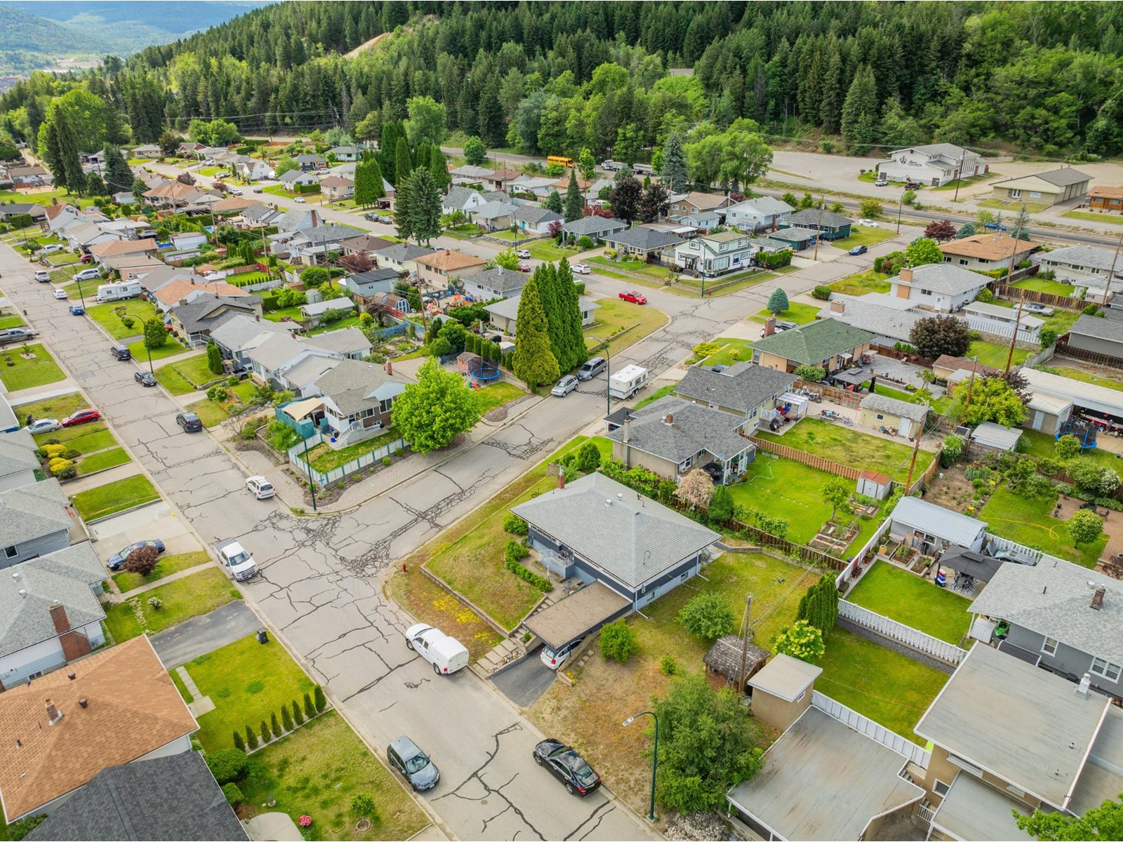 1402 Tulip Street, Trail, British Columbia  V1R 2R6 - Photo 44 - 2477732