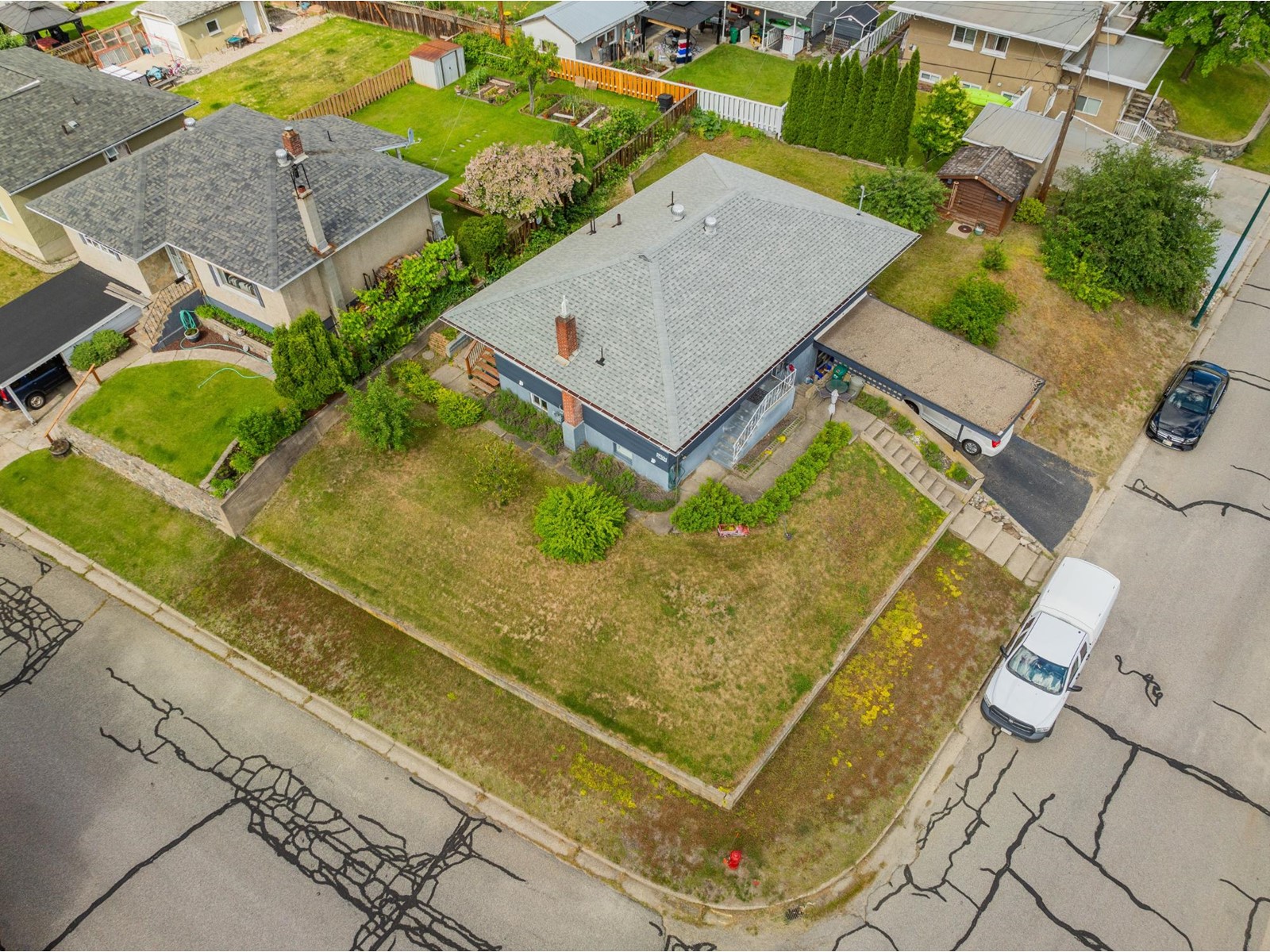 1402 Tulip Street, Trail, British Columbia  V1R 2R6 - Photo 45 - 2477732