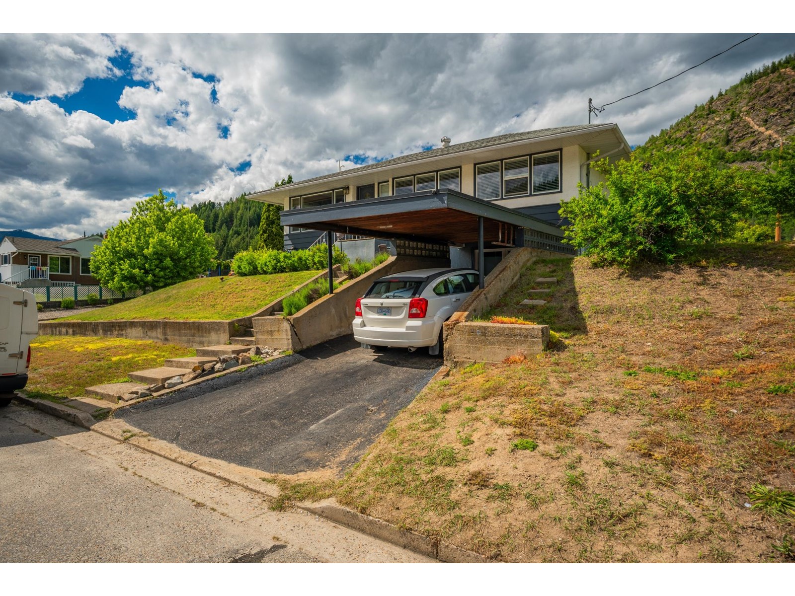 1402 Tulip Street, Trail, British Columbia  V1R 2R6 - Photo 61 - 2477732