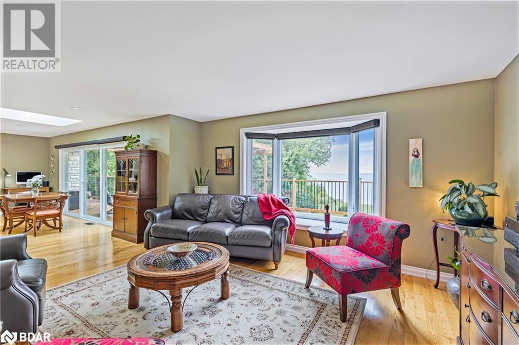 45 Stanley Avenue, Hawkestone, Ontario  L0L 1T0 - Photo 18 - 40603461