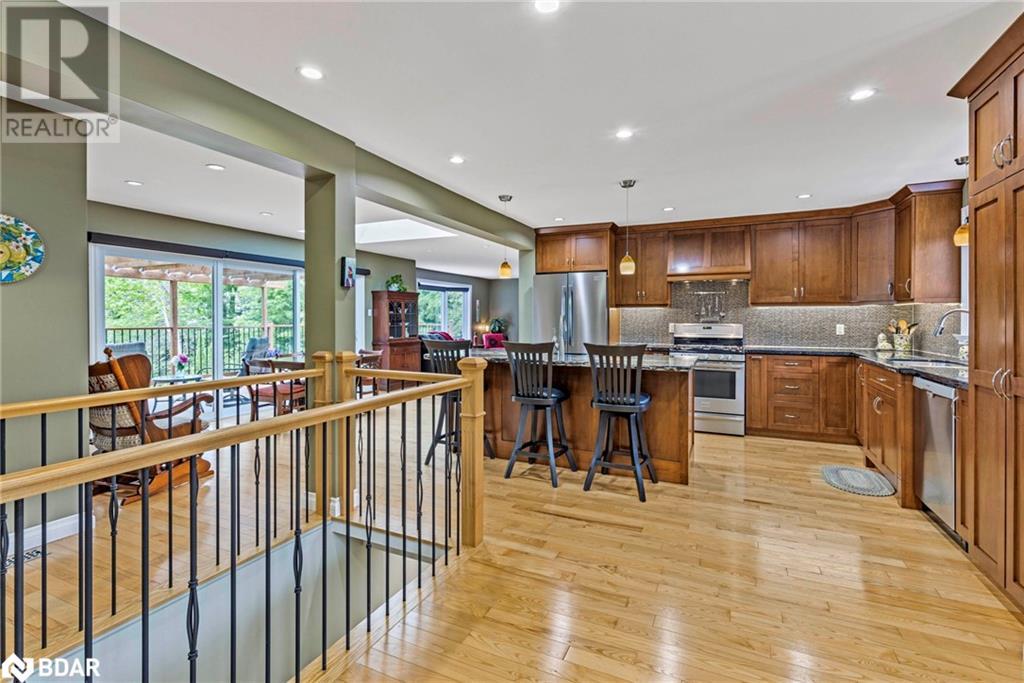 45 Stanley Avenue, Hawkestone, Ontario  L0L 1T0 - Photo 7 - 40603461