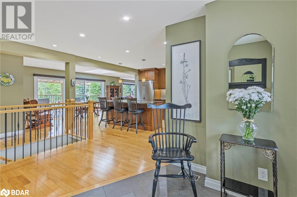 45 Stanley Avenue, Hawkestone, Ontario  L0L 1T0 - Photo 6 - 40603461