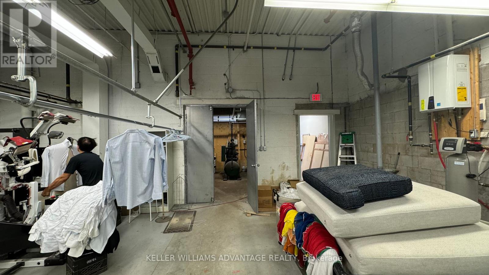 6 - 1680 Midland Avenue, Toronto, Ontario  M1N 3C6 - Photo 3 - E8443556