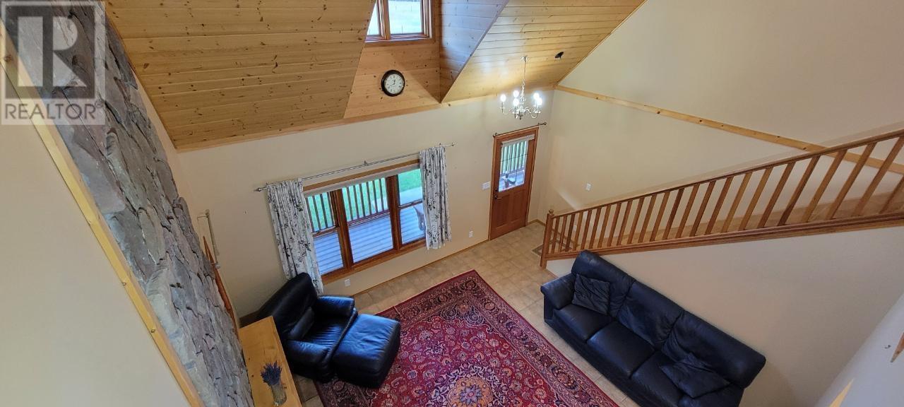 2200 Yellowhead Highway S, Clearwater, British Columbia    - Photo 21 - 179265