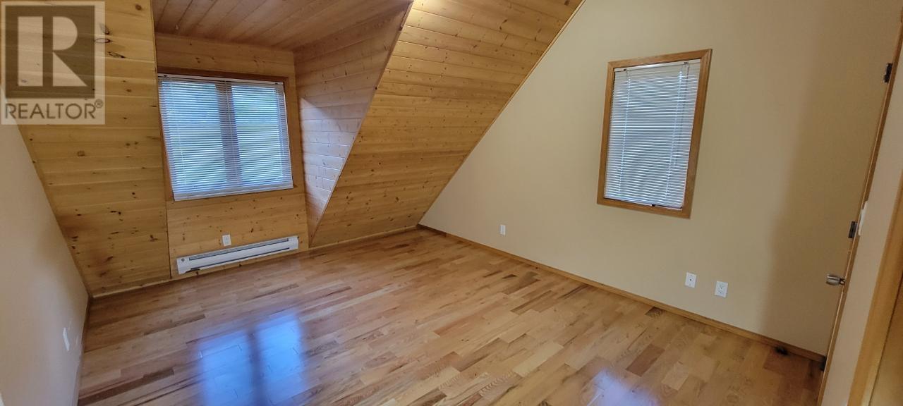2200 Yellowhead Highway S, Clearwater, British Columbia    - Photo 27 - 179265