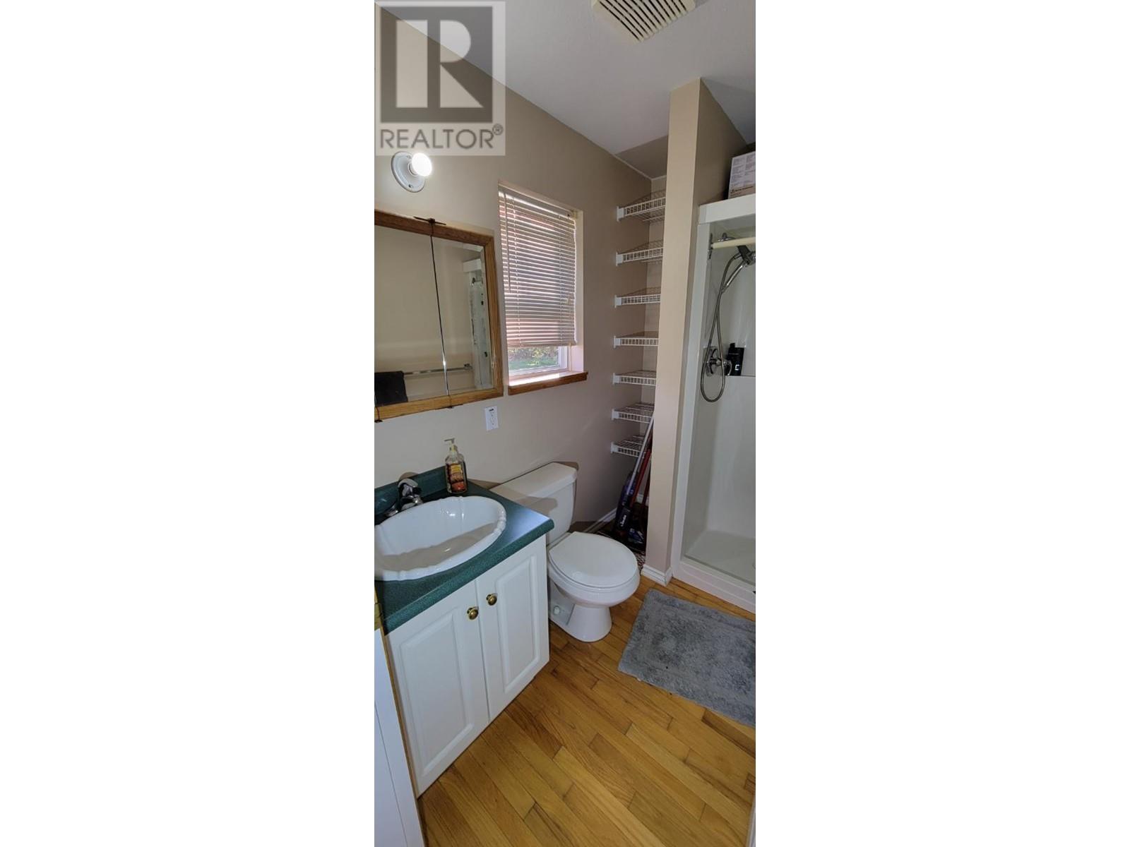 2200 Yellowhead Highway S, Clearwater, British Columbia    - Photo 53 - 179265