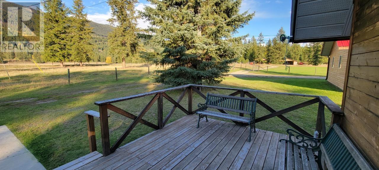 2200 Yellowhead Highway S, Clearwater, British Columbia    - Photo 59 - 179265