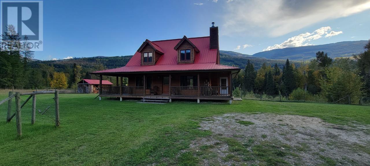 2200 Yellowhead Highway S, Clearwater, British Columbia    - Photo 6 - 179265