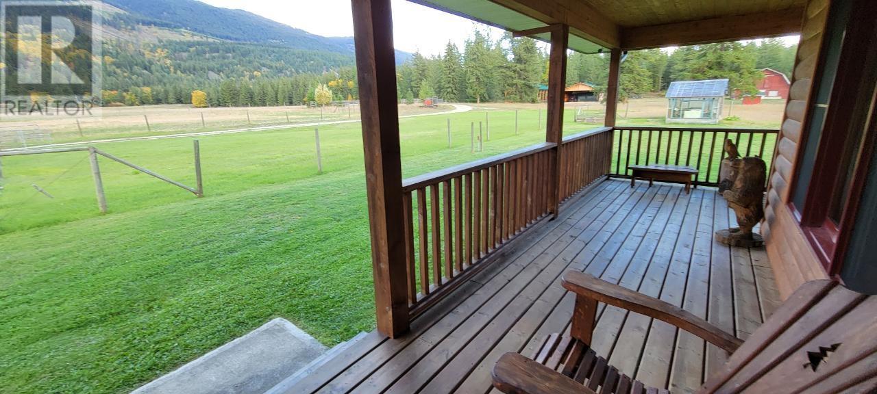 2200 Yellowhead Highway S, Clearwater, British Columbia    - Photo 68 - 179265