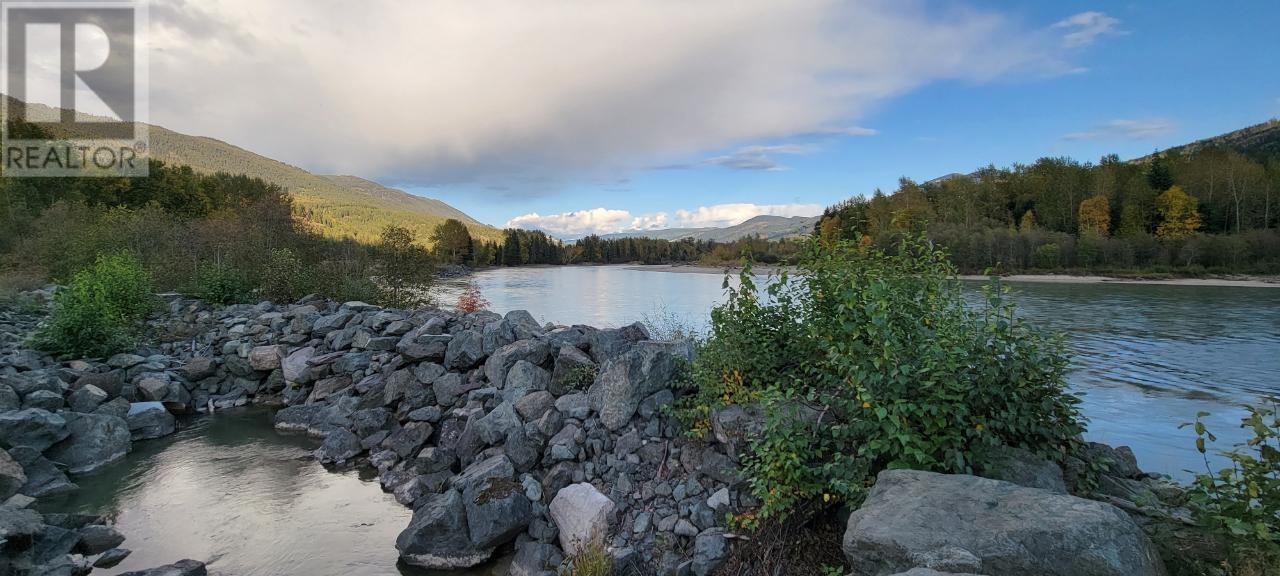 2200 Yellowhead Highway S, Clearwater, British Columbia    - Photo 91 - 179265