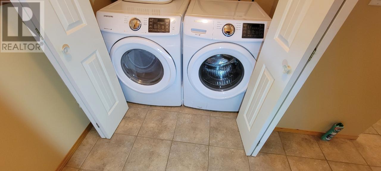 2200 Yellowhead Highway S, Clearwater, British Columbia   - Photo 26 - 179258