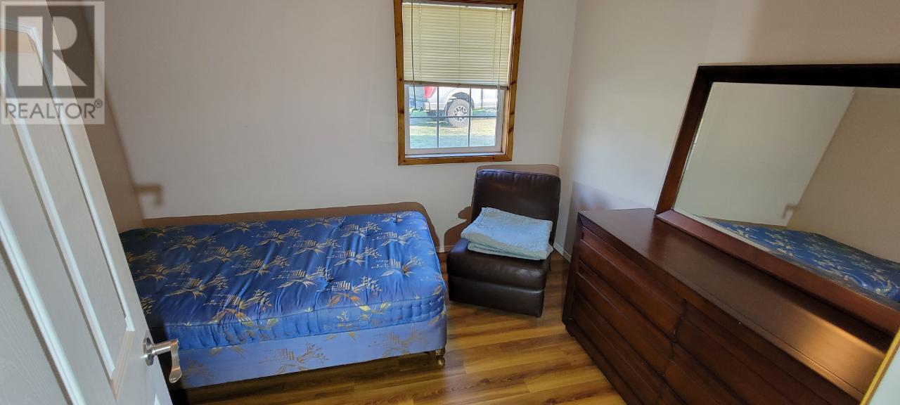 2200 Yellowhead Highway S, Clearwater, British Columbia   - Photo 45 - 179258