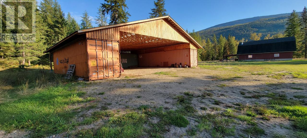 2200 Yellowhead Highway S, Clearwater, British Columbia   - Photo 65 - 179258