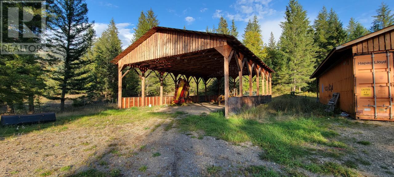 2200 Yellowhead Highway S, Clearwater, British Columbia   - Photo 66 - 179258