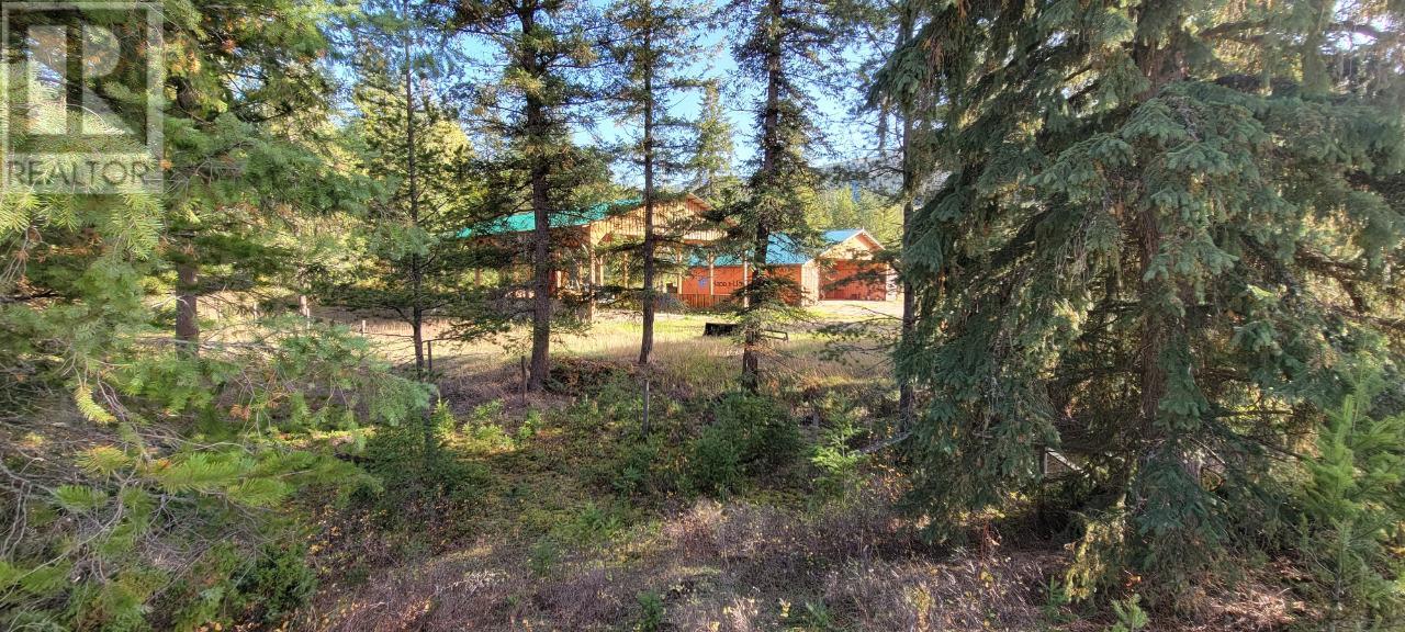 2200 Yellowhead Highway S, Clearwater, British Columbia   - Photo 69 - 179258