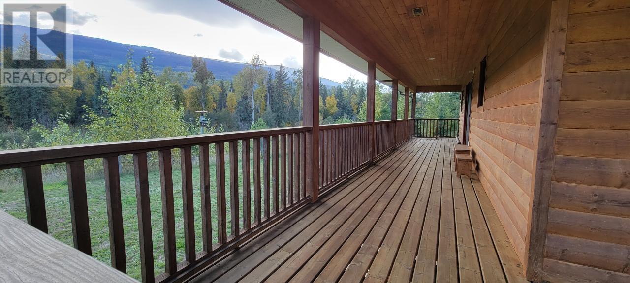 2200 Yellowhead Highway S, Clearwater, British Columbia   - Photo 74 - 179258