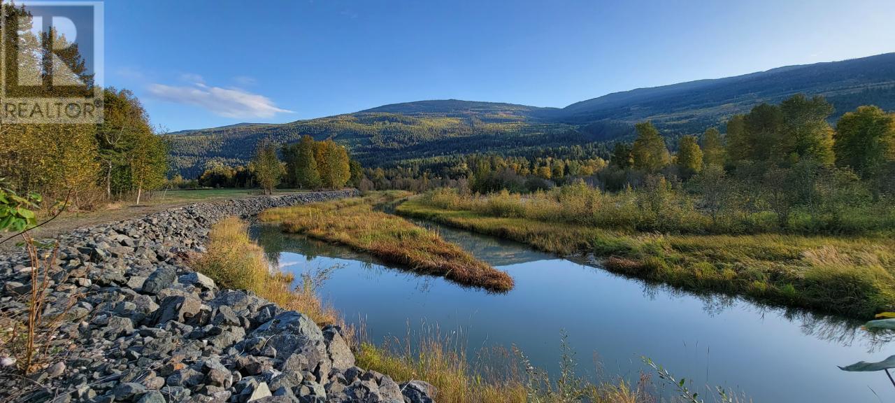 2200 Yellowhead Highway S, Clearwater, British Columbia   - Photo 84 - 179258