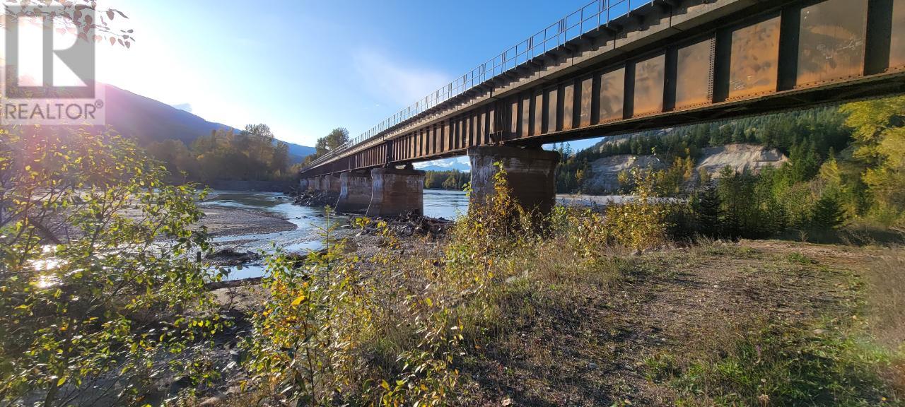 2200 Yellowhead Highway S, Clearwater, British Columbia   - Photo 91 - 179258