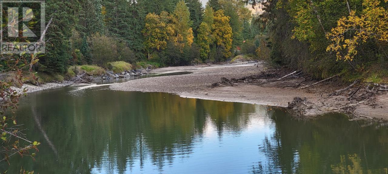 2200 Yellowhead Highway S, Clearwater, British Columbia   - Photo 97 - 179258