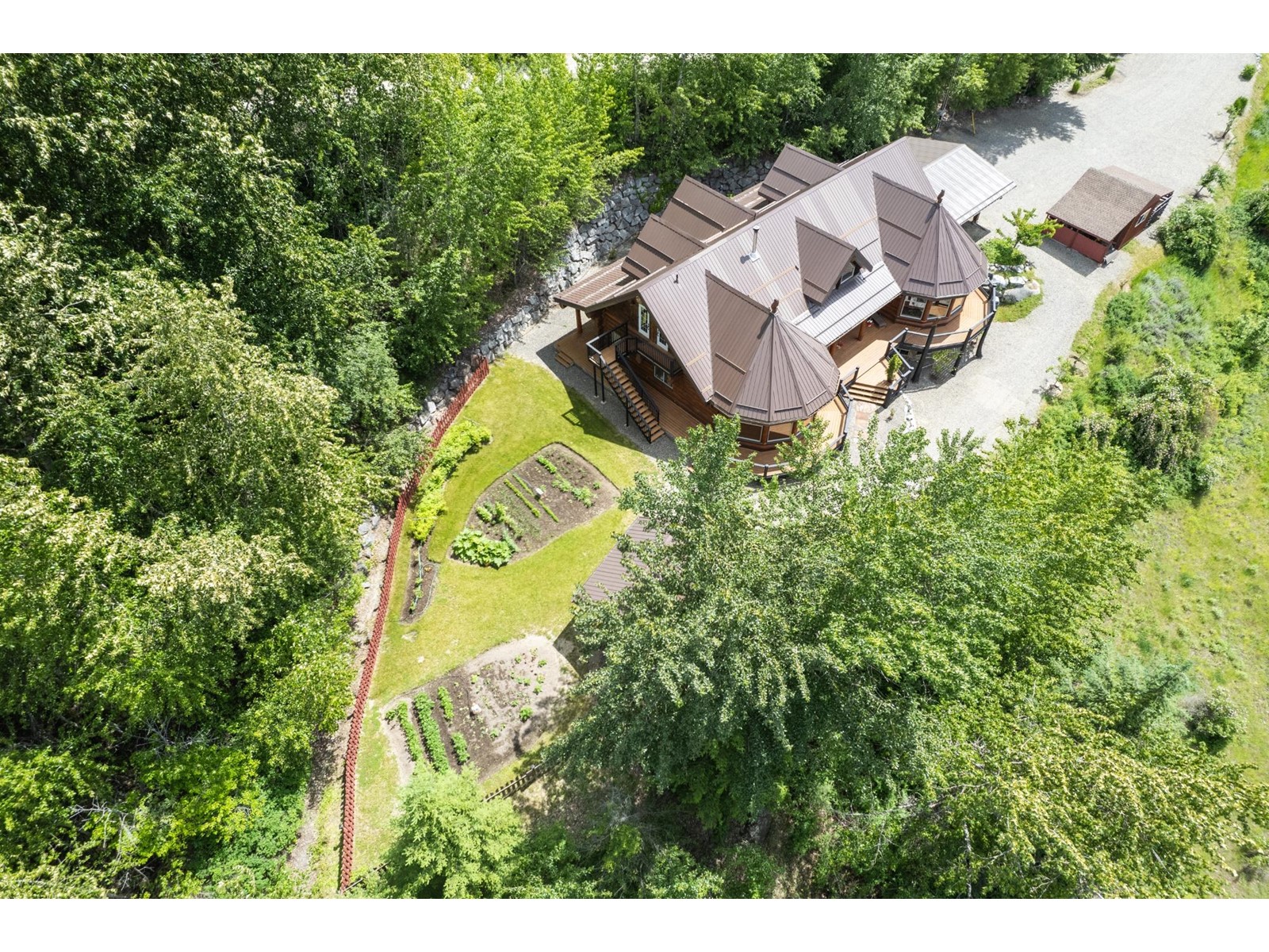 4285 Highway 3a, Wynndel, British Columbia  V0B 2N1 - Photo 4 - 2477737