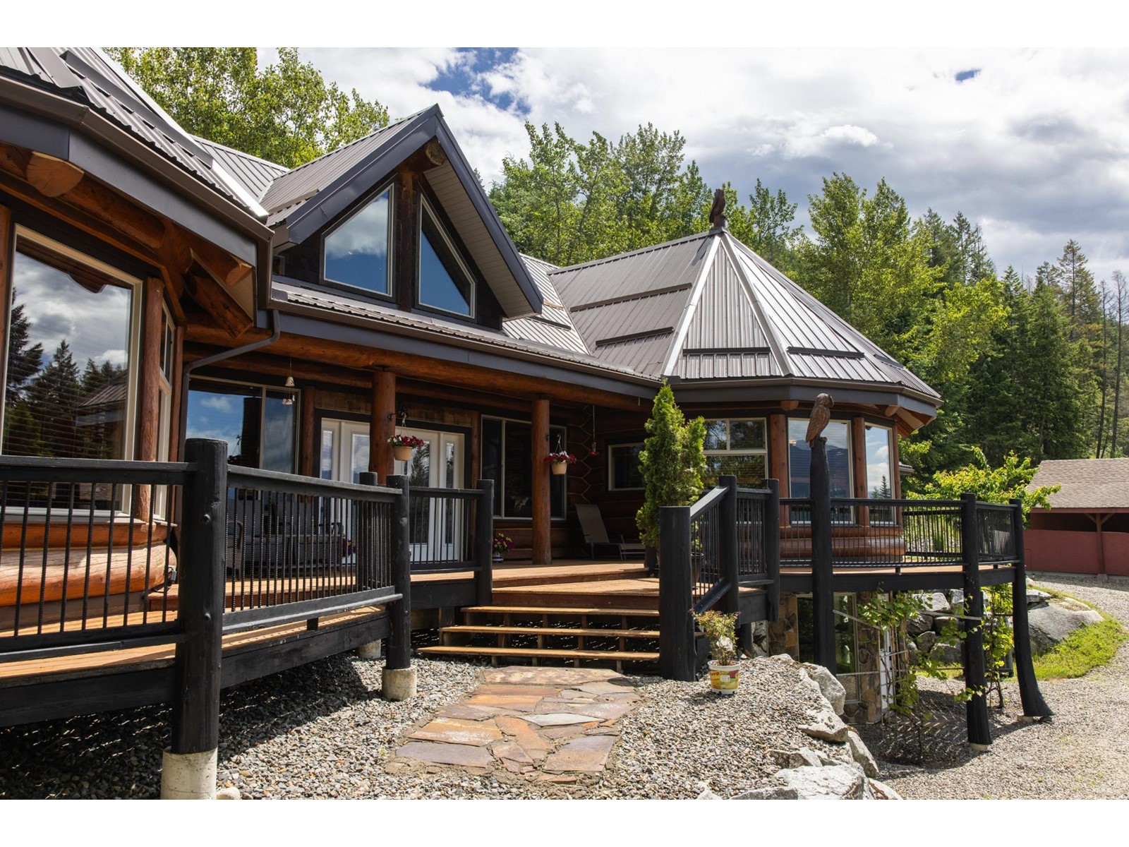 4285 Highway 3a, Wynndel, British Columbia  V0B 2N1 - Photo 5 - 2477737