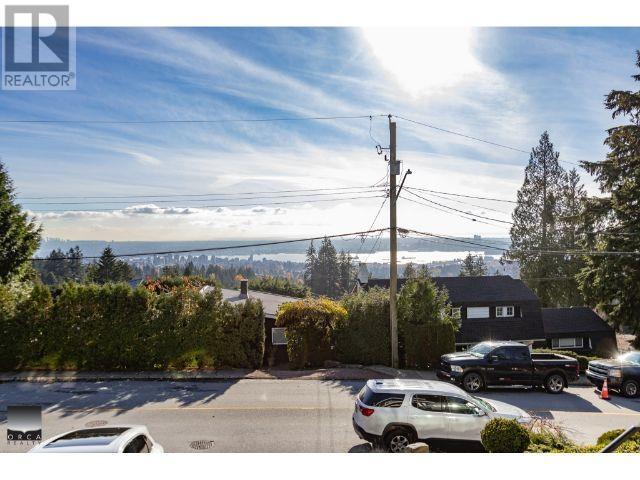 Upper Floor 410 Newdale Court, North Vancouver, British Columbia  V7N 3H4 - Photo 20 - R2895131
