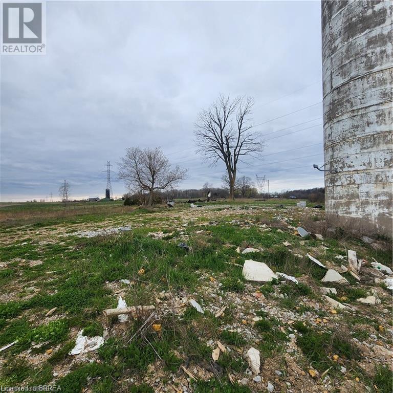 243 No 6 School Road, Brantford, Ontario  N3T 5L9 - Photo 8 - 40606433