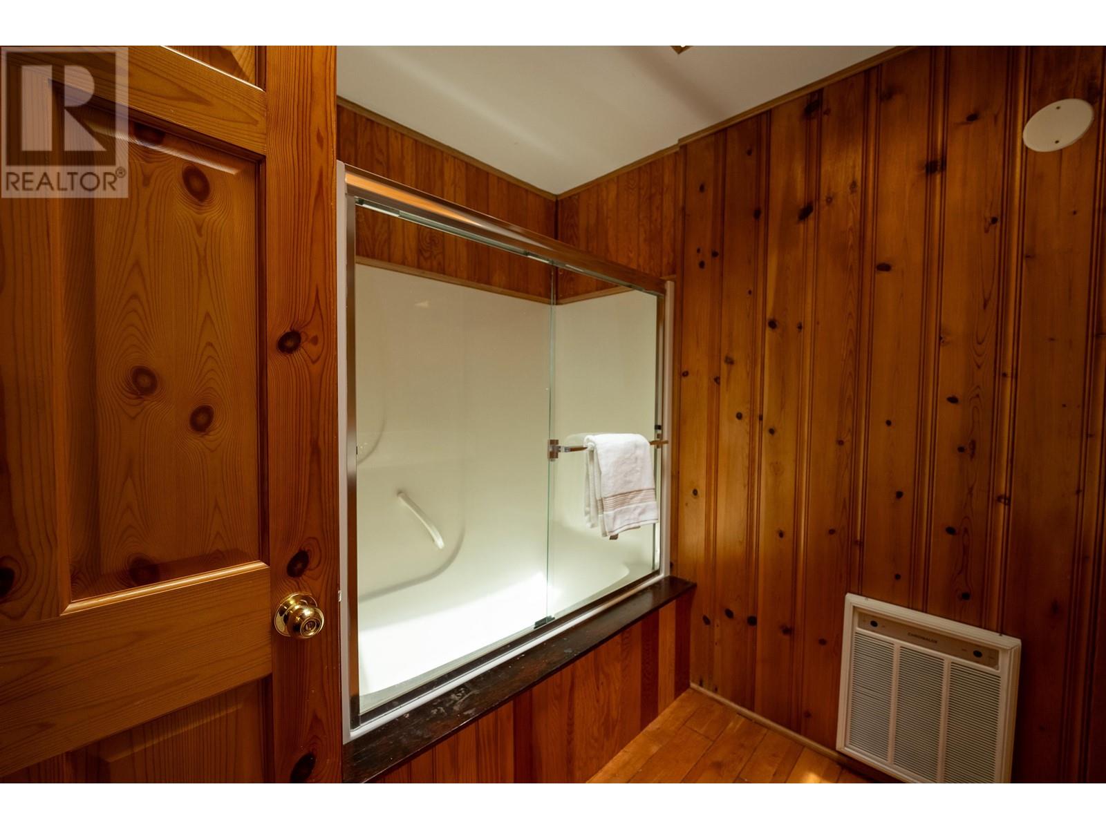 22 Brighton Beach, North Vancouver, British Columbia  V0V 0V0 - Photo 24 - R2895195