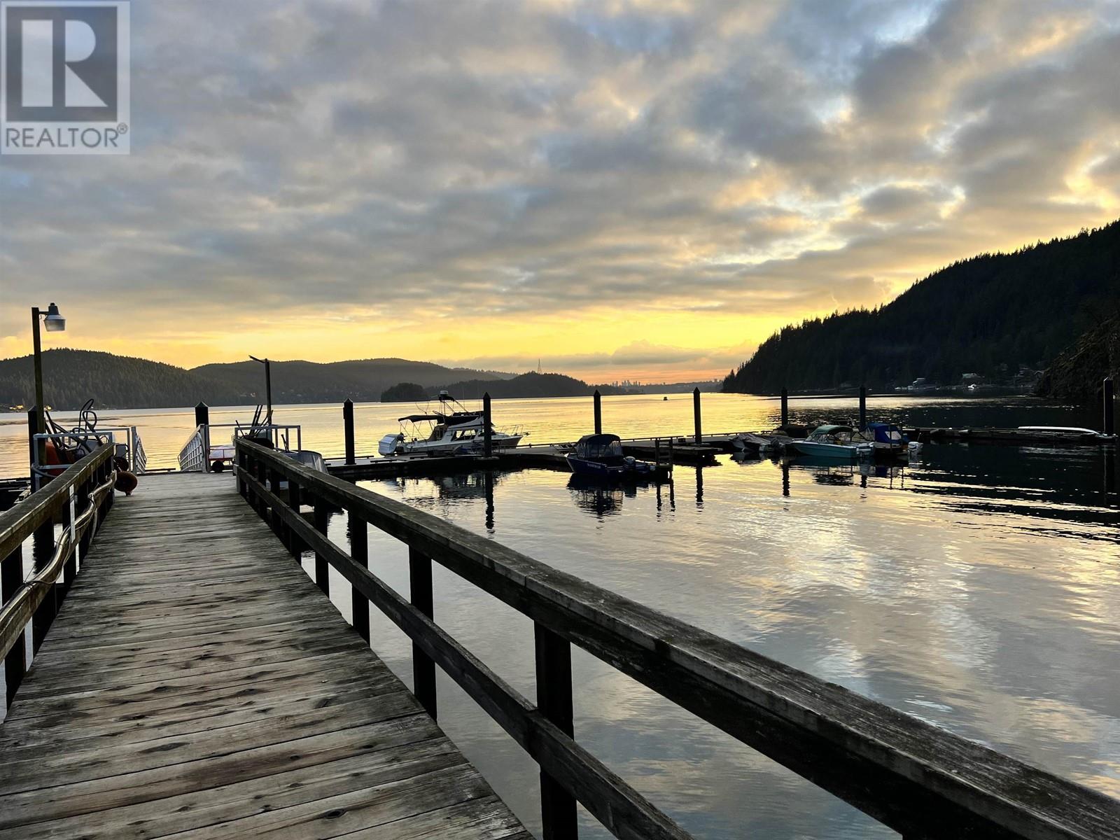 22 Brighton Beach, North Vancouver, British Columbia  V0V 0V0 - Photo 35 - R2895195