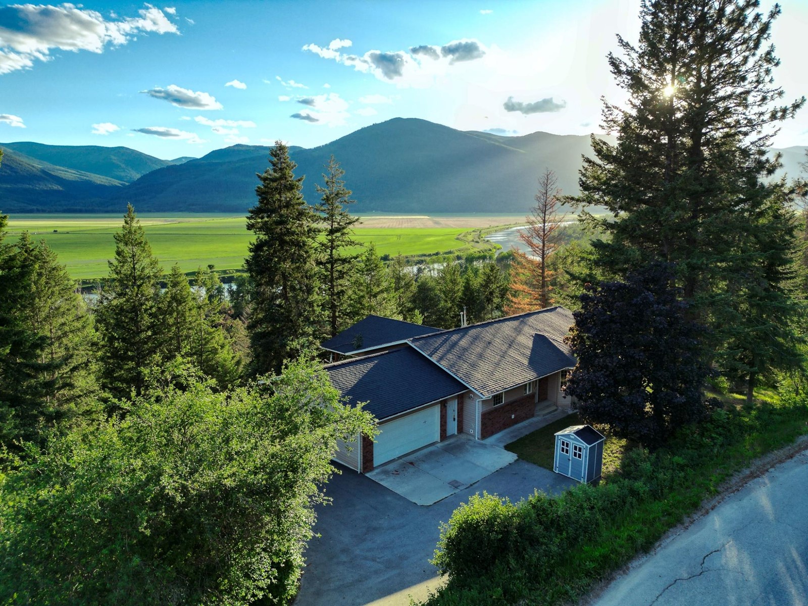 1205 FOX TREE ROAD, creston, British Columbia