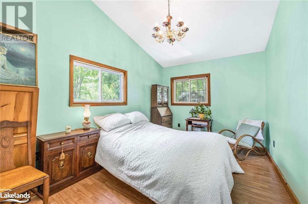 64 Wahnekewening Drive, Tiny, Ontario  L0L 2J0 - Photo 13 - 40605823