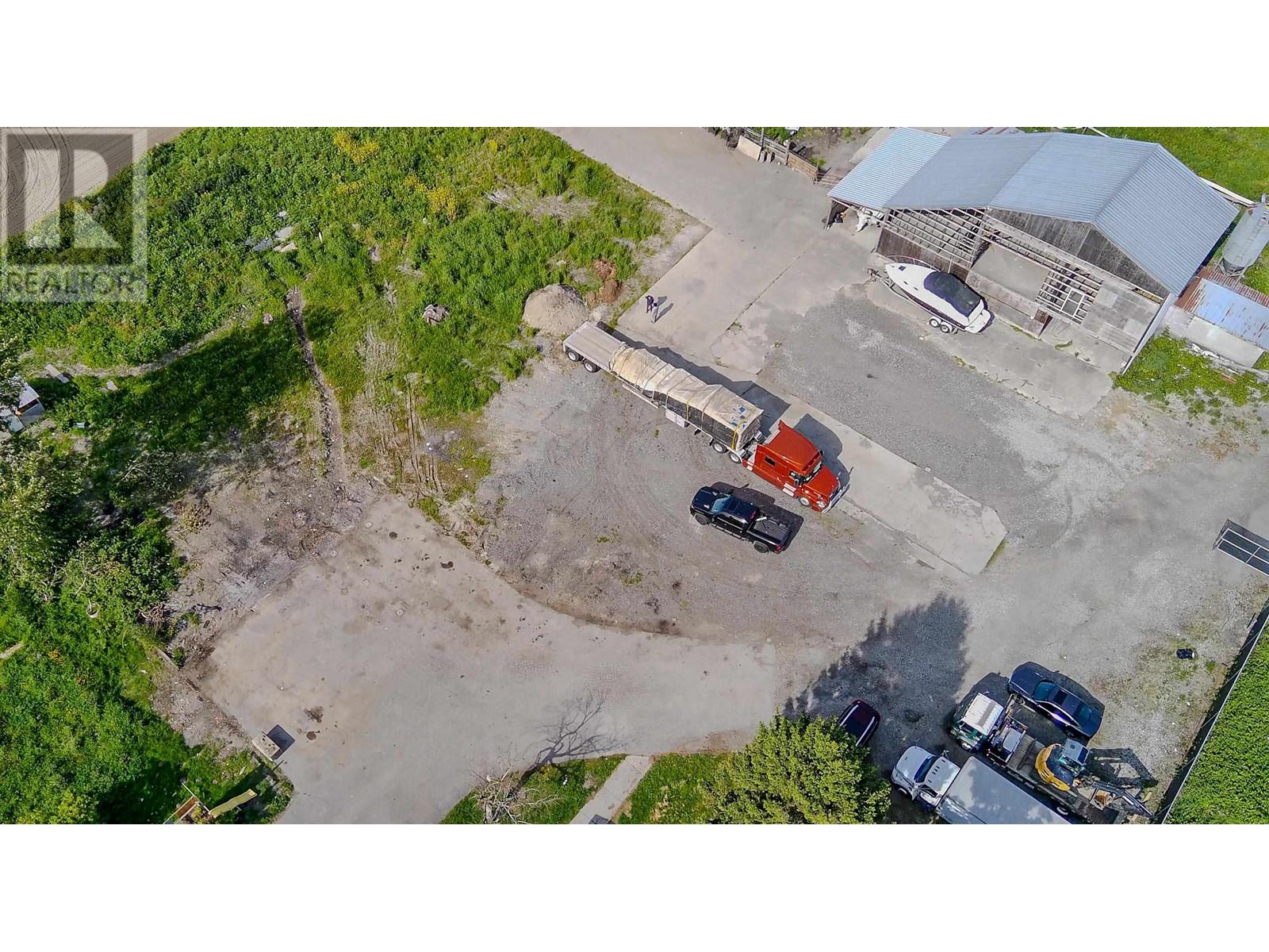 9727 Ladner Trunk Road, Delta, British Columbia  V4G 1K2 - Photo 5 - R2863802