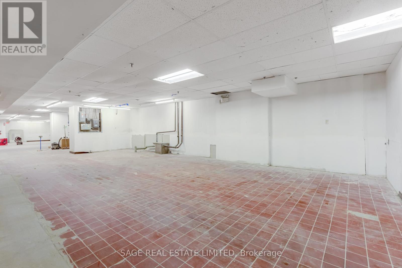 332 Yonge Street, Toronto, Ontario  M5G 1C9 - Photo 21 - C8445346