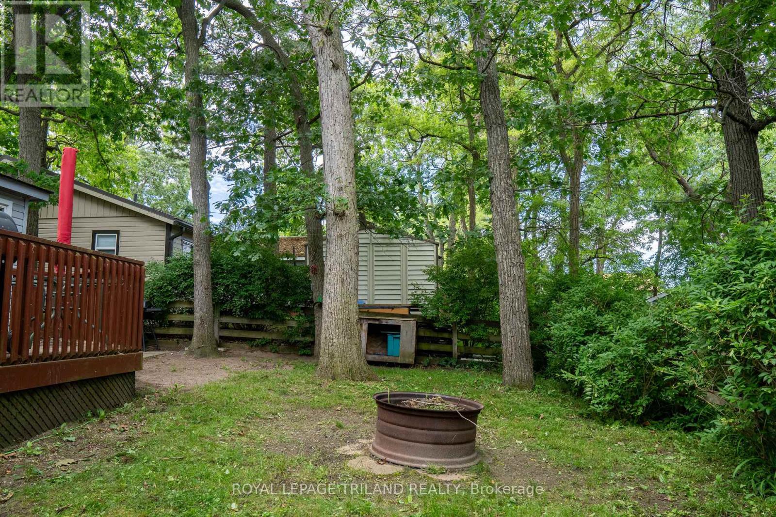 13 Elmwood Avenue, Lambton Shores, Ontario  N0M 1T0 - Photo 24 - X8445588