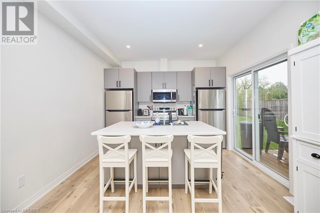 9 Harvey Common, St. Catharines, Ontario  L2T 2K5 - Photo 7 - 40606681